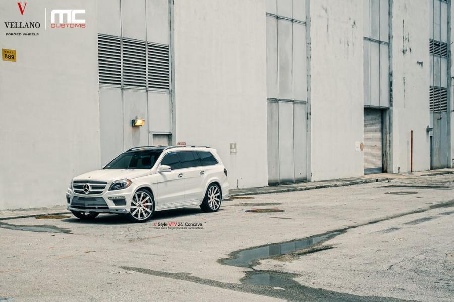  Mercedes-Benz GL550 by MC Customs 2014 года  (фото 4 из 15)